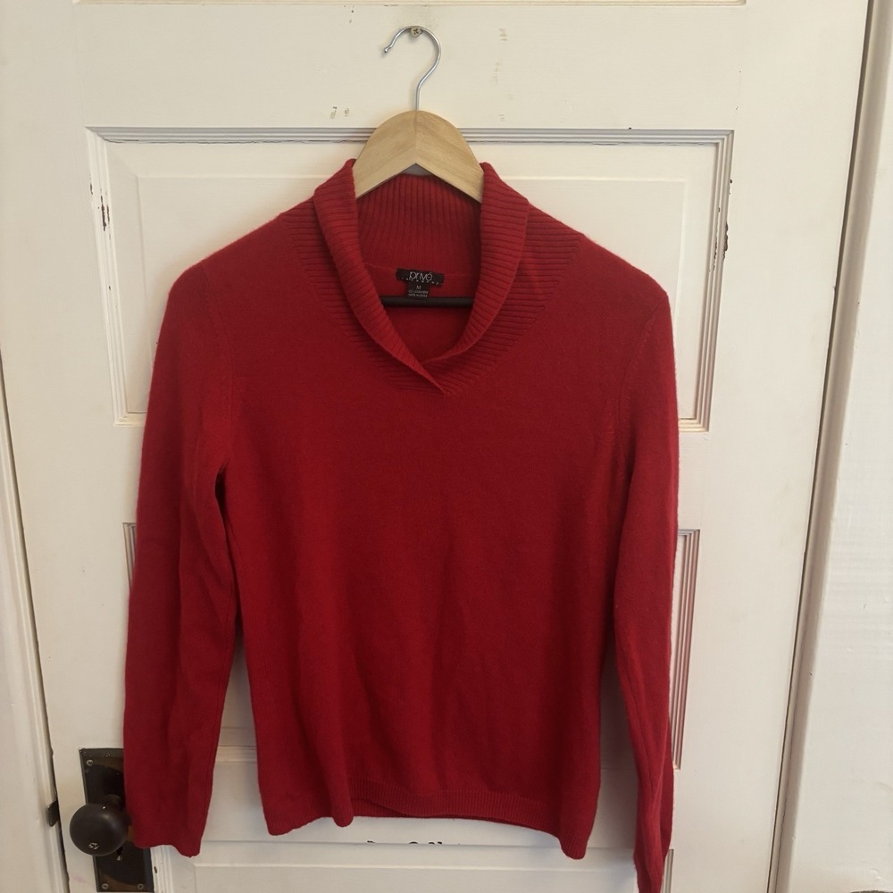 Prive Women's Red 100% Cashmere Shawl V-Neck Collar Knit Sweater Size‎ Medium